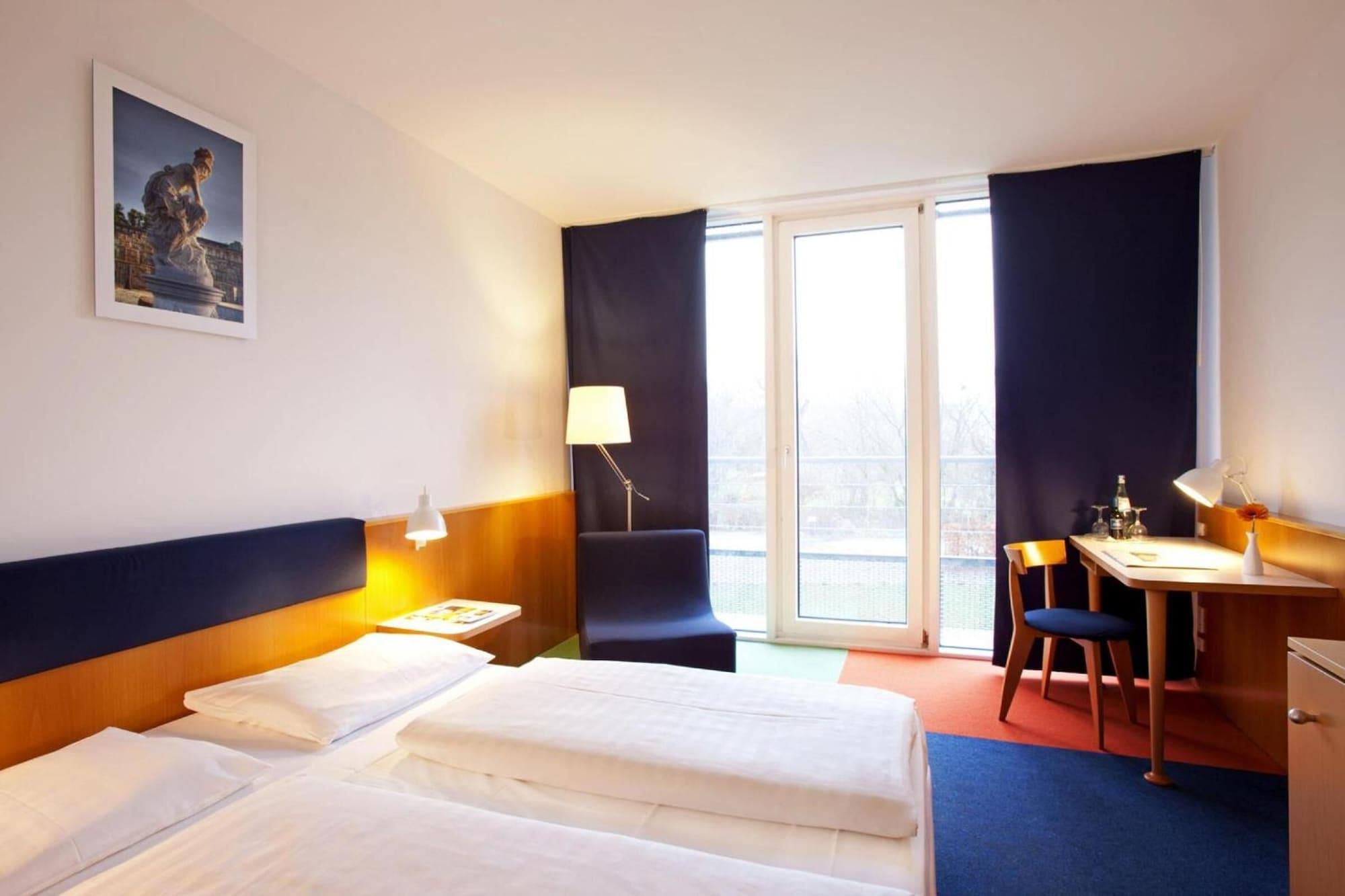 Hotel Vienna House By Wyndham Havelufer Poczdam Zewnętrze zdjęcie